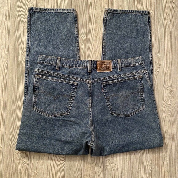 Vintage ‘93 Levis 540 Relaxed Fit Jeans 42x32 - Picture 7 of 10